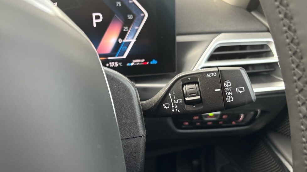 Used BMW 3 Series 2025 for sale - 76140286: Photo 33