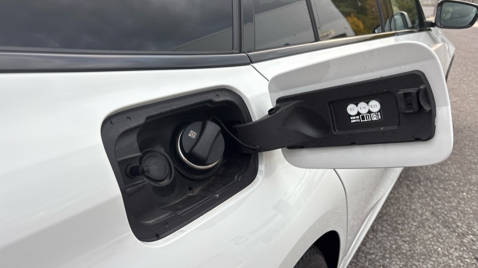 Used BMW 3 Series 2025 for sale - 76140286: Photo 39