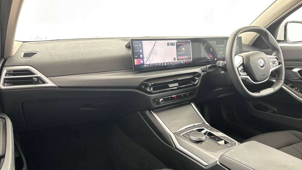 Used BMW 3 Series 2025 for sale - 76140286: Photo 7