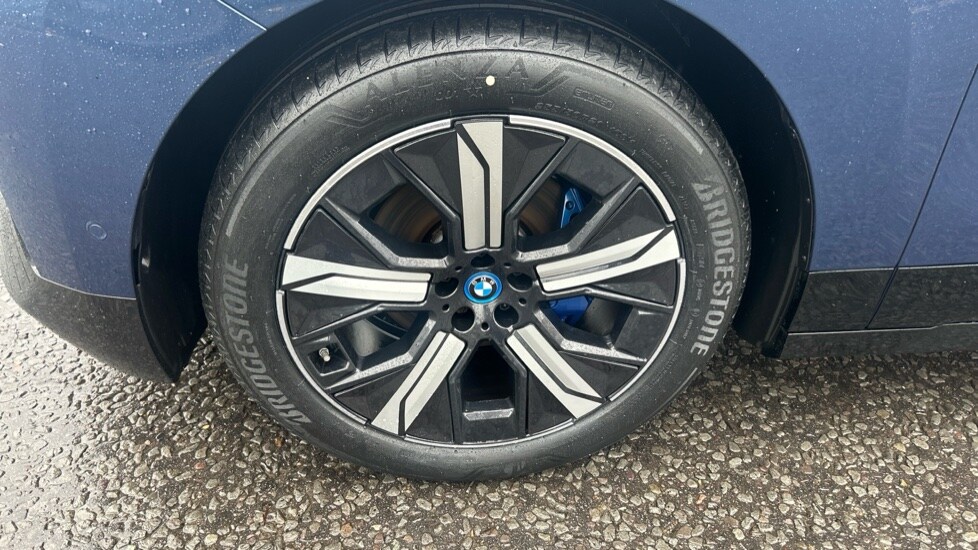 Used BMW iX 2022 for sale - 76404770: Photo 25