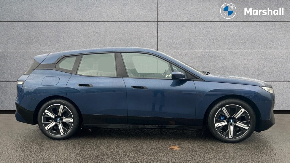 Used BMW iX 2022 for sale - 76404770: Photo 3