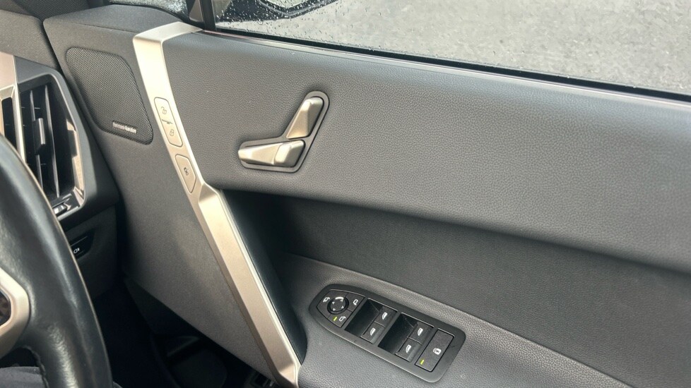 Used BMW iX 2022 for sale - 76404770: Photo 36