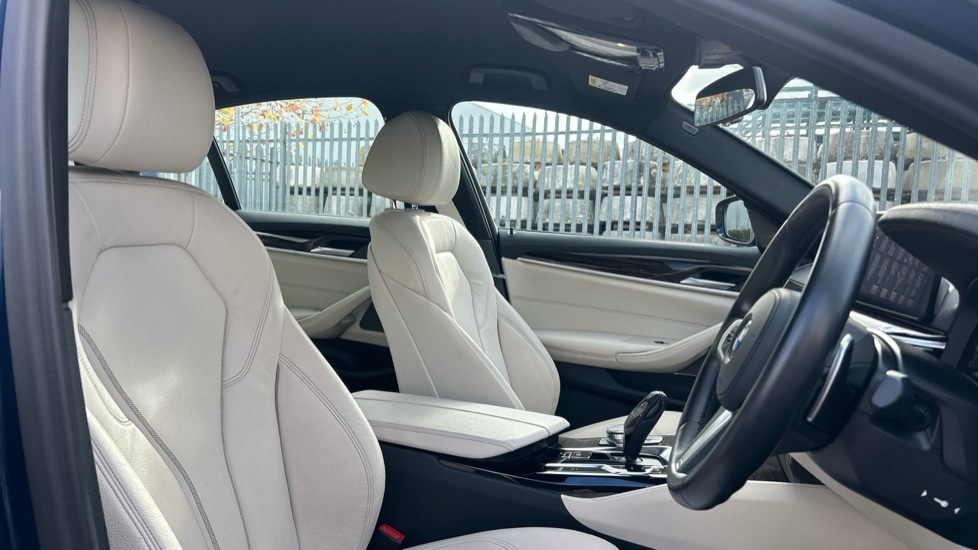 Used BMW 5 Series 2020 for sale - 76745364: Photo 11