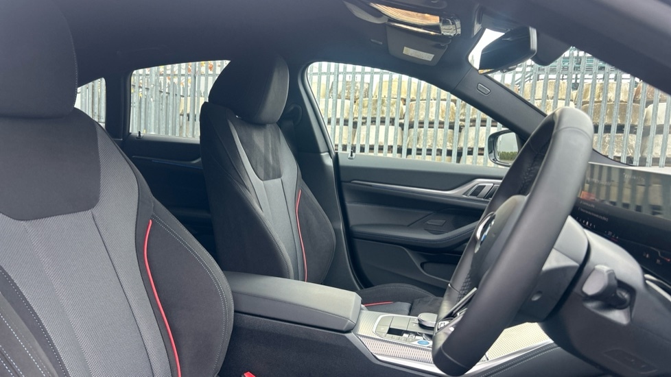 Used BMW i4 2025 for sale - 76404747: Photo 11