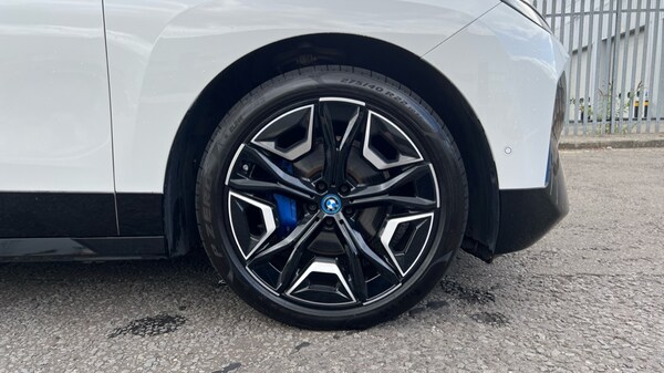 Used BMW iX 2022 for sale - 75439215: Photo 14
