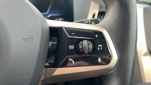 Used BMW iX 2022 for sale - 75439215: Photo 18