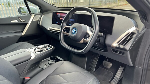 Used BMW iX 2022 for sale - 75439215: Photo 6