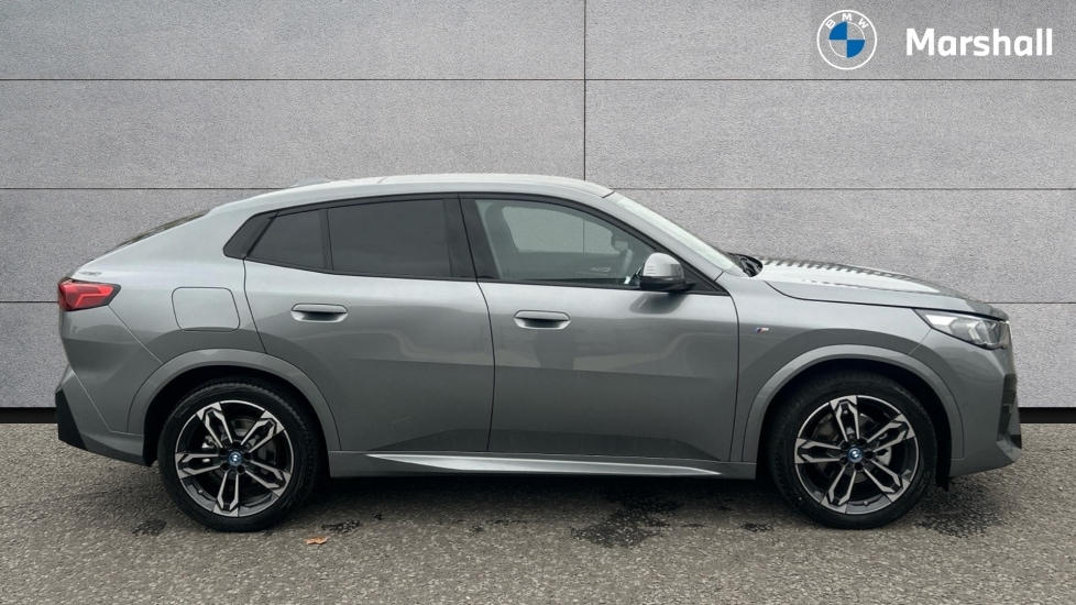 Used BMW iX2 2025 for sale - 76037807: Photo 3