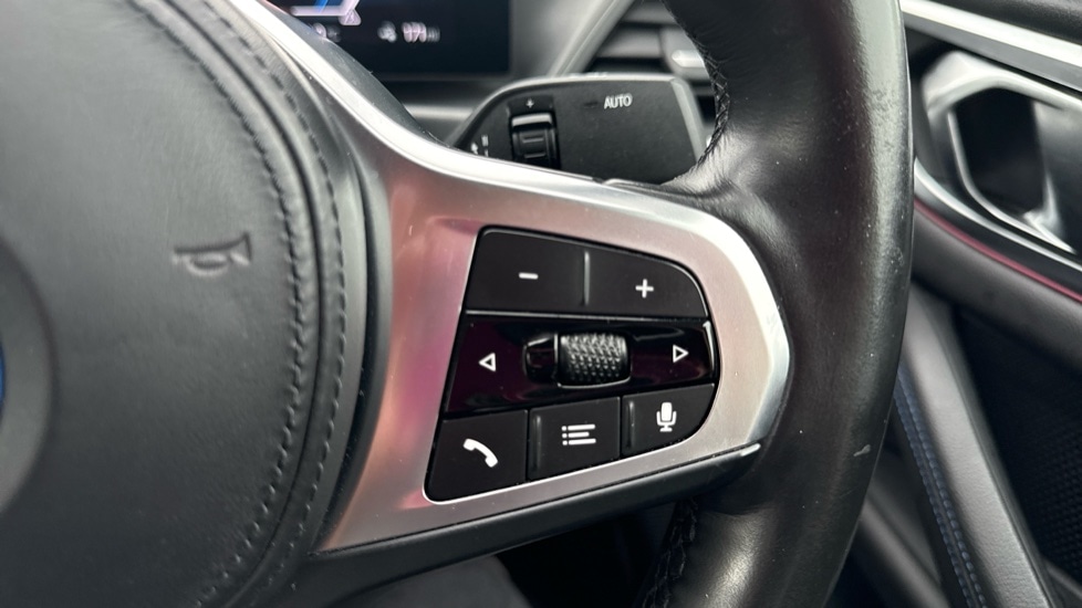 Used BMW i4 2023 for sale - 76086873: Photo 18