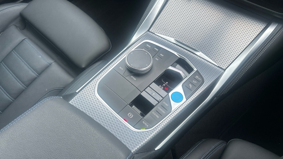 Used BMW i4 2025 for sale - 76861779: Photo 10