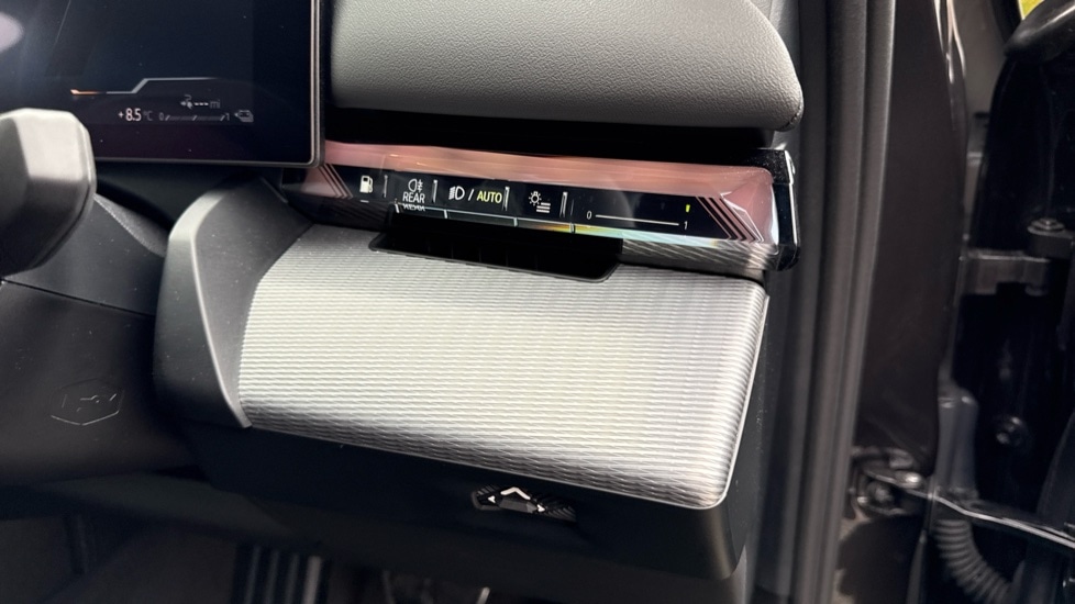 Used BMW 5 Series 2025 for sale - 76338706: Photo 38