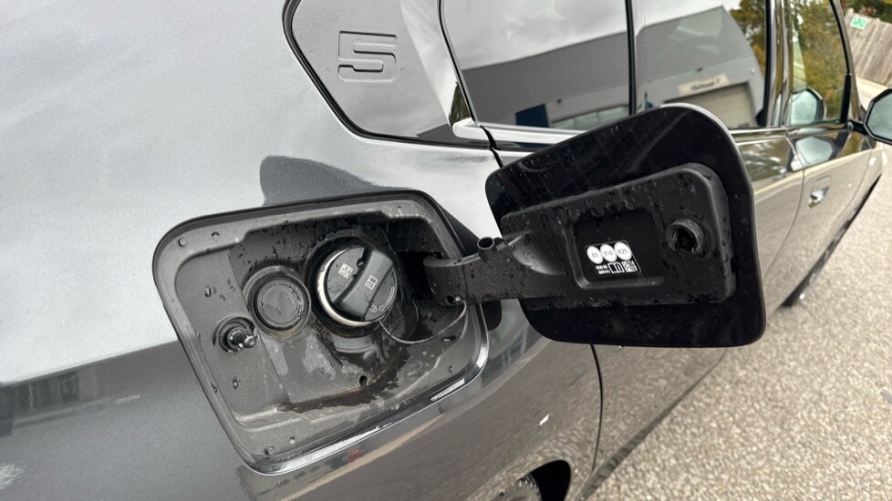 Used BMW 5 Series 2025 for sale - 76338706: Photo 39