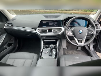Used BMW 3 Series 2021 for sale - 75815428: Photo