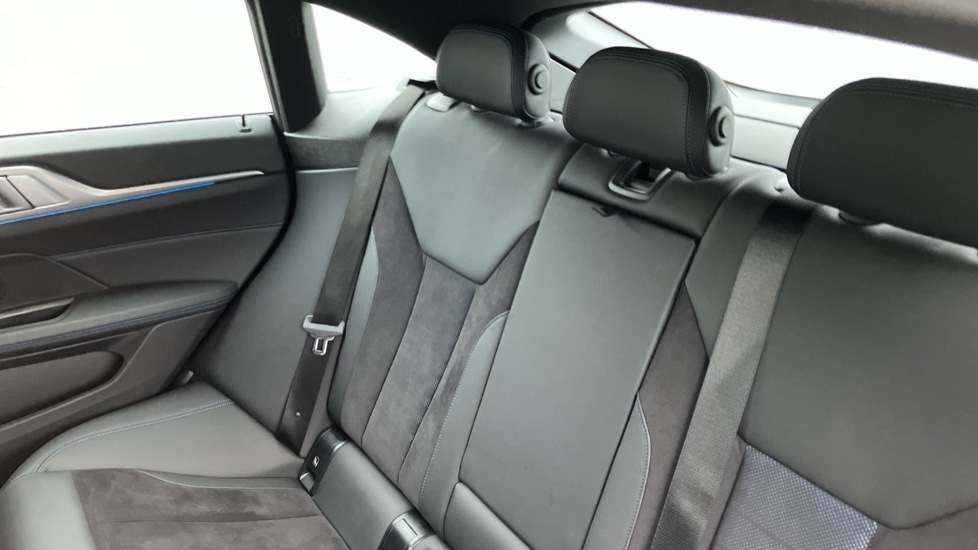 Used BMW i4 2023 for sale - 76861784: Photo 12