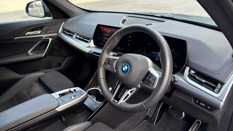 Used BMW iX1 2025 for sale - 76221688: Photo 6