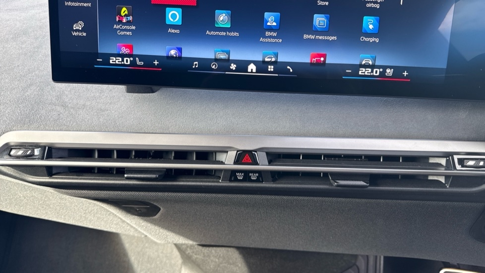 Used BMW iX 2025 for sale - 76037785: Photo 10