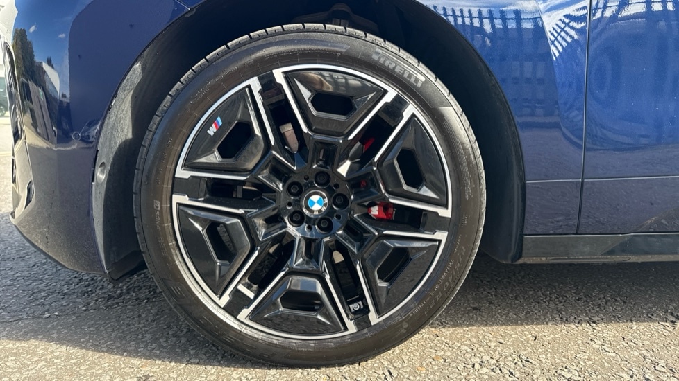 Used BMW iX 2025 for sale - 76037785: Photo 25