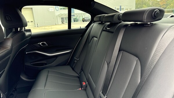 Used BMW 3 Series 2025 for sale - 76244535: Photo 12