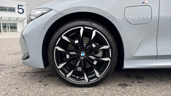Used BMW 3 Series 2025 for sale - 76244535: Photo 25