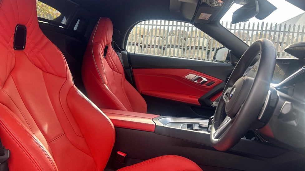 Used BMW Z4 2025 for sale - 76338931: Photo 11