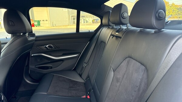Used BMW 3 Series 2025 for sale - 76312370: Photo 12