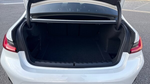 Used BMW 3 Series 2025 for sale - 76312370: Photo 13