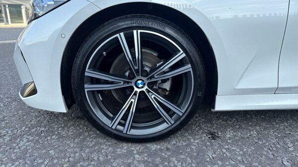 Used BMW 3 Series 2025 for sale - 76312370: Photo 25