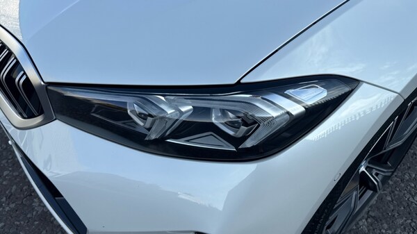 Used BMW 3 Series 2025 for sale - 76312370: Photo 30