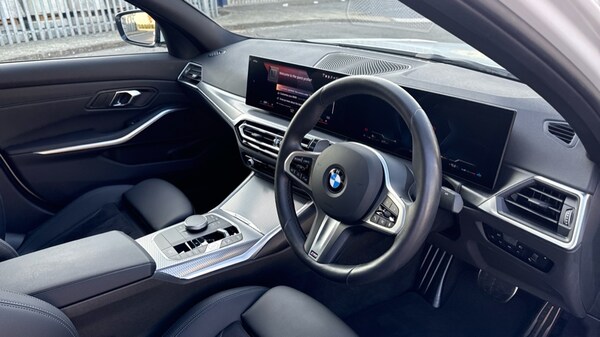 Used BMW 3 Series 2025 for sale - 76312370: Photo 6