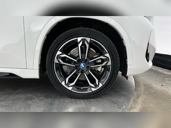 Used BMW iX1 2023 for sale - 76861878: Photo