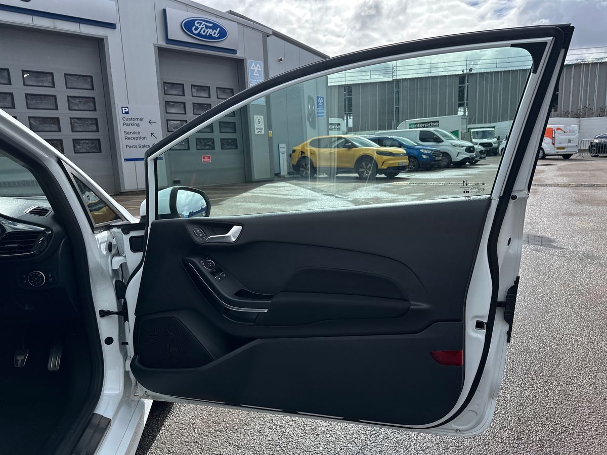 Used Ford Fiesta 2020 for sale - 78022314: Photo 35