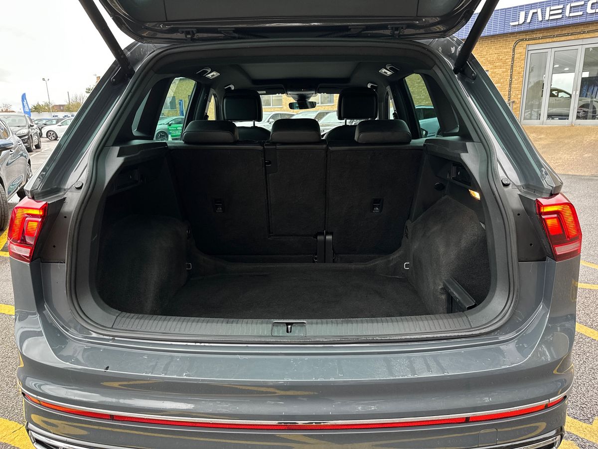 Used Volkswagen Tiguan 2021 for sale - 76434739: Photo 34