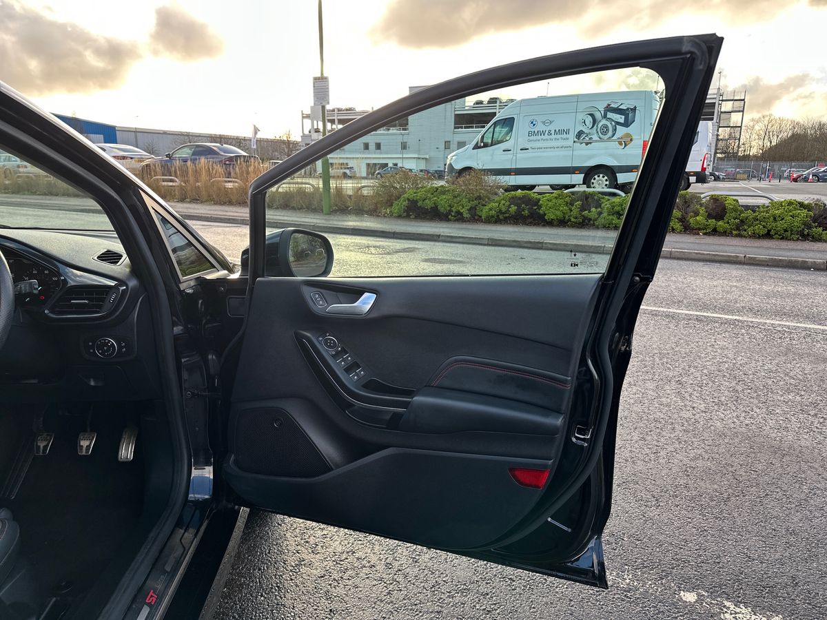 Used Ford Fiesta 2021 for sale - 77122537: Photo 35