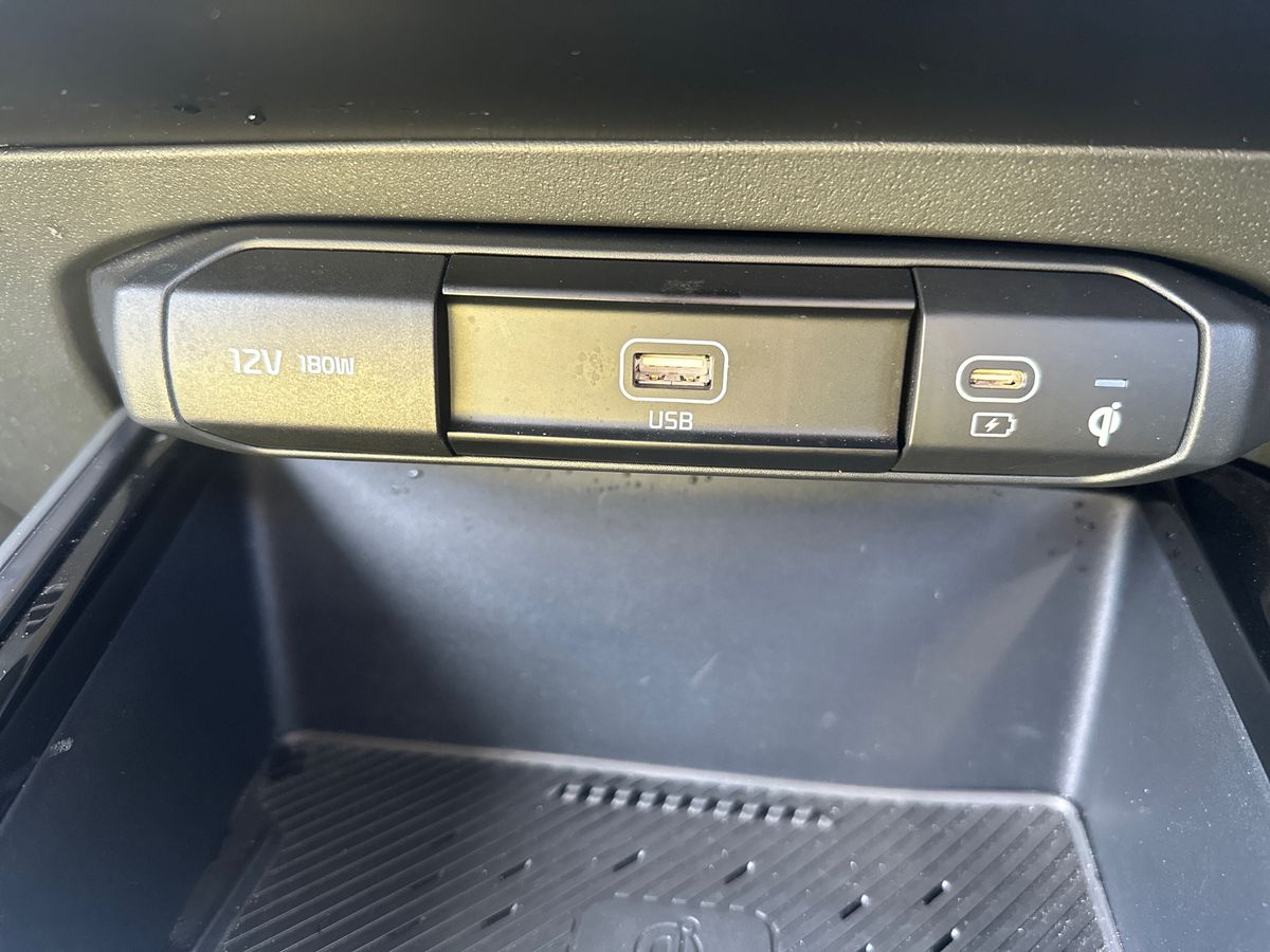 Used Kia Niro 2023 for sale - 78022319: Photo 24