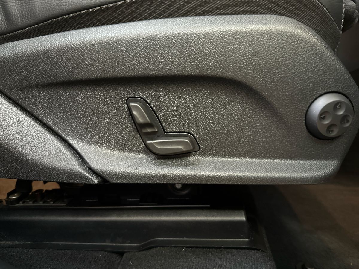 Used Mercedes-Benz EQC 2021 for sale - 77157910: Photo 30