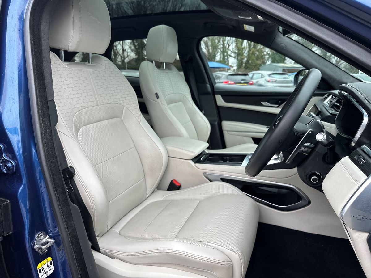 Used Jaguar F-Pace 2021 for sale - 77539759: Photo 12