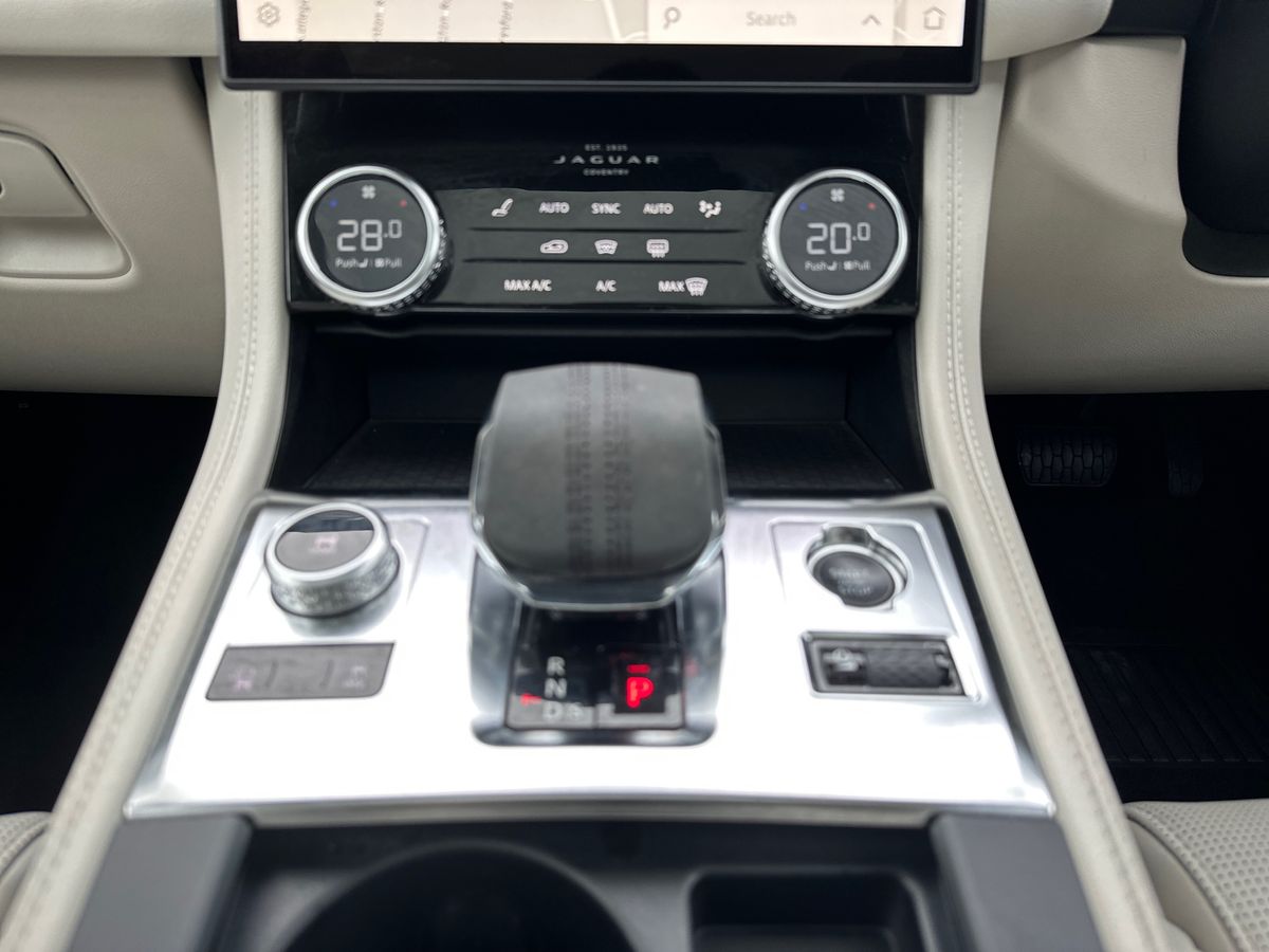 Used Jaguar F-Pace 2021 for sale - 77539759: Photo 22