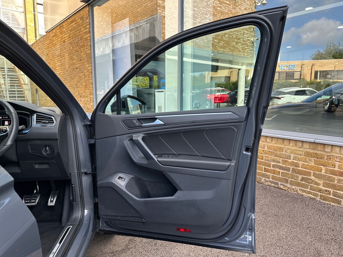 Used Volkswagen Tiguan 2022 for sale - 76176276: Photo 35