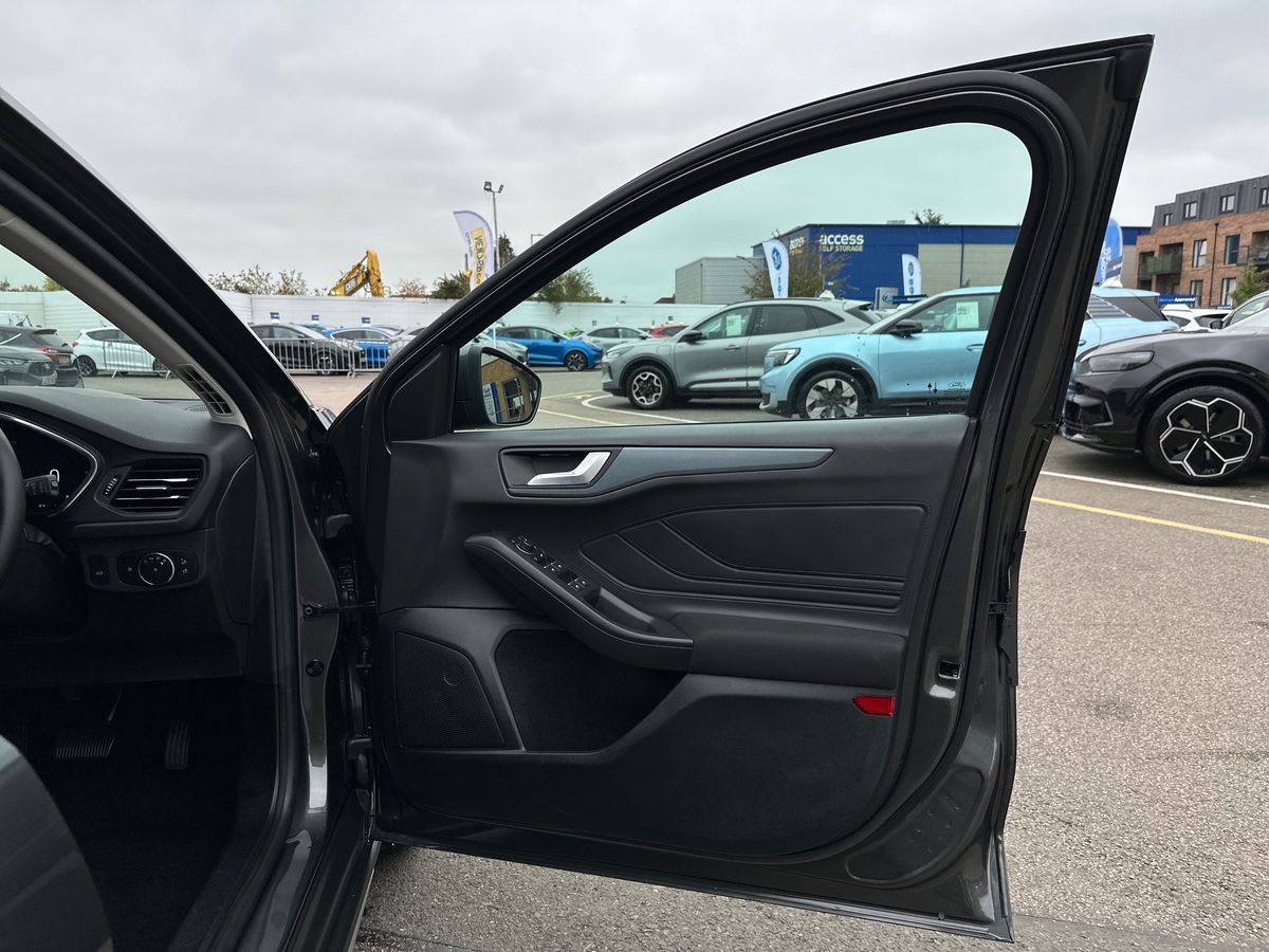 Used Ford Focus 2024 for sale - 76241669: Photo 35