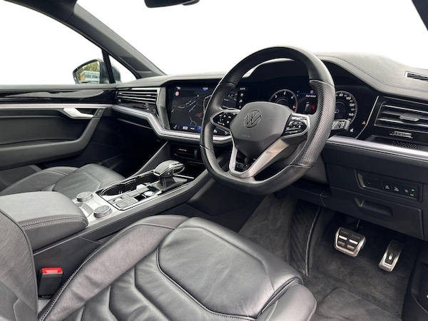 Used Volkswagen Touareg 2023 for sale - 76312005: Photo 10