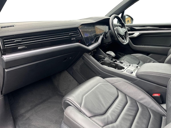 Used Volkswagen Touareg 2023 for sale - 76312005: Photo 11