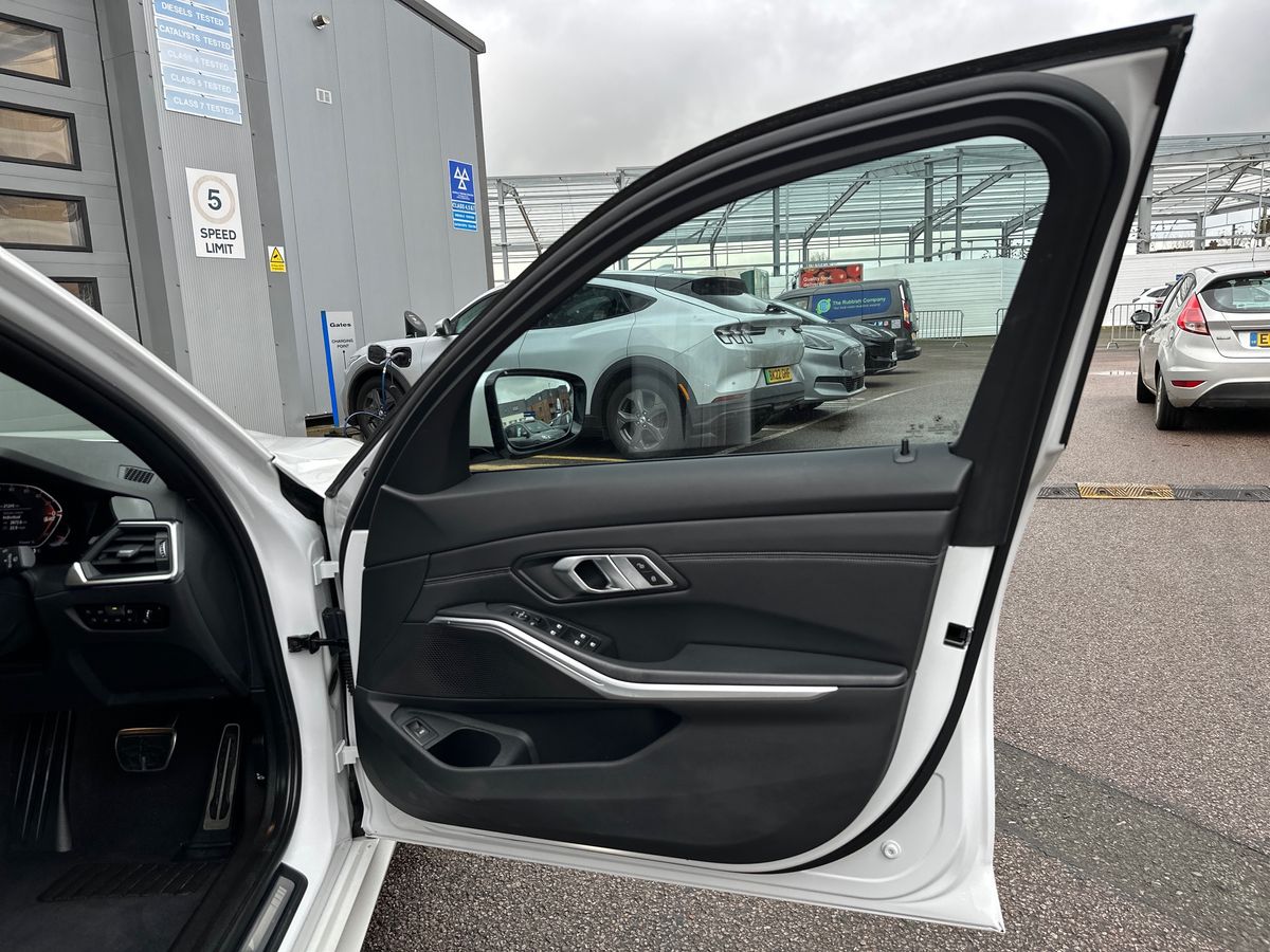 Used BMW 3 Series 2021 for sale - 77552360: Photo 35