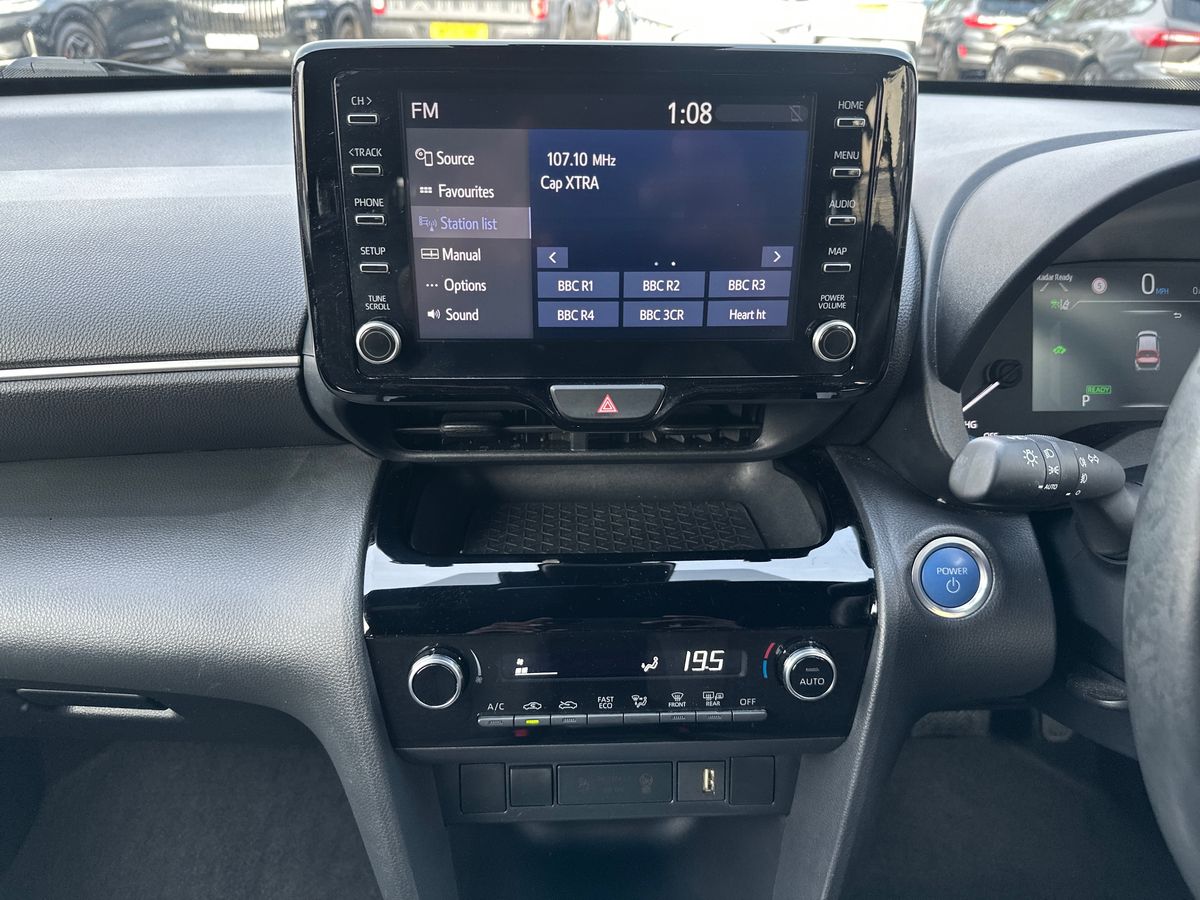 Used Toyota Yaris Cross 2023 for sale - 77499625: Photo 20