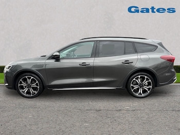 Used Ford Focus 2024 for sale - 76954489: Photo