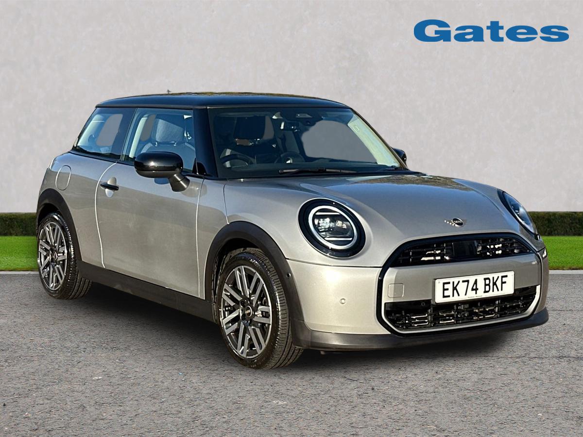 Used MINI Cooper 2024 for sale - 76660889: Photo 1