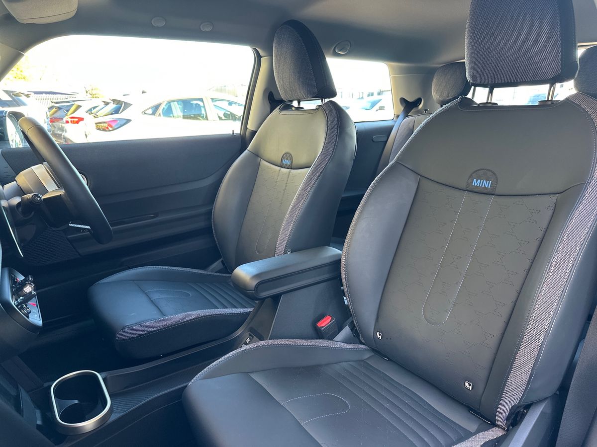 Used MINI Cooper 2024 for sale - 76660889: Photo 13