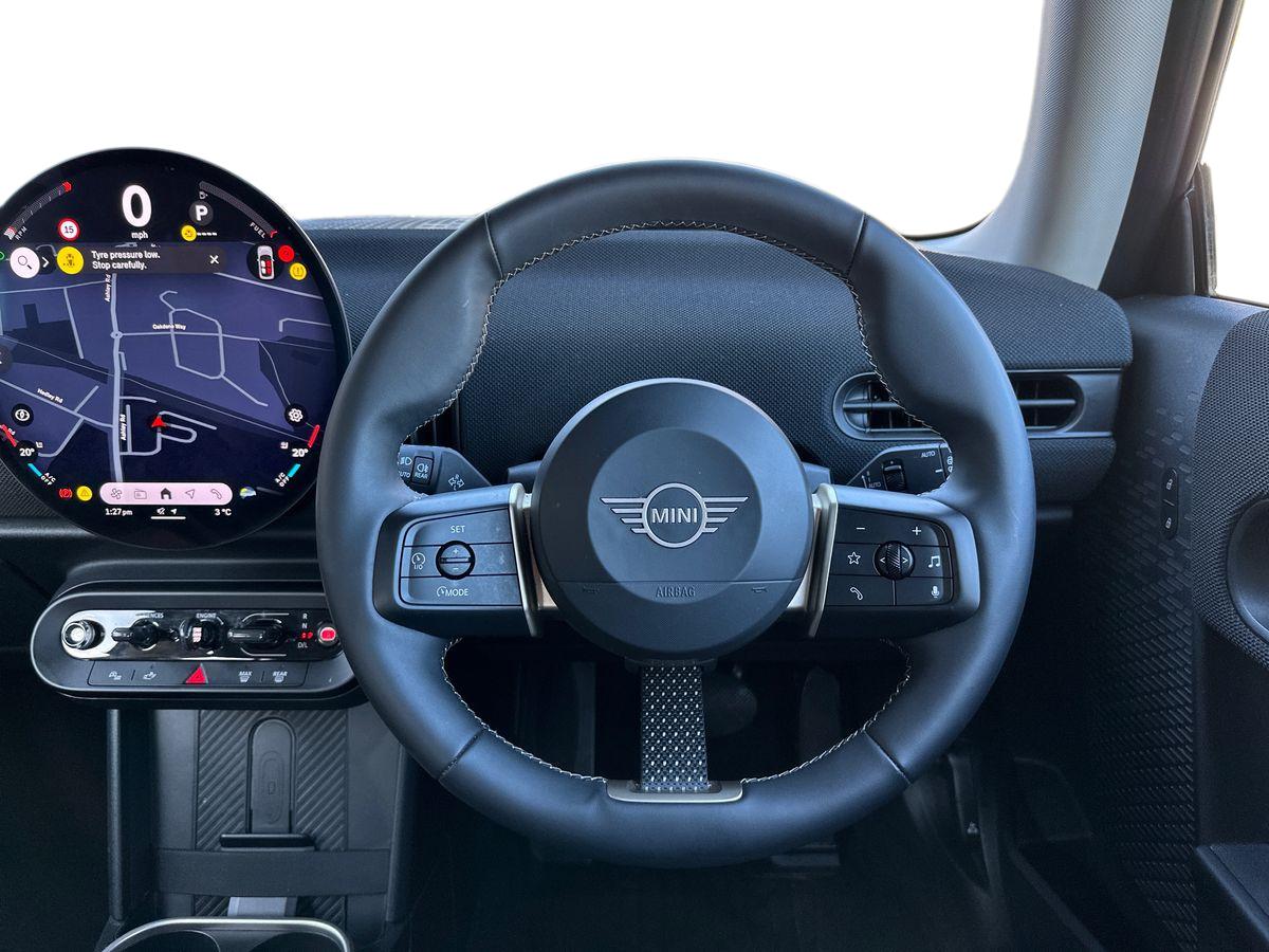 Used MINI Cooper 2024 for sale - 76660889: Photo 17