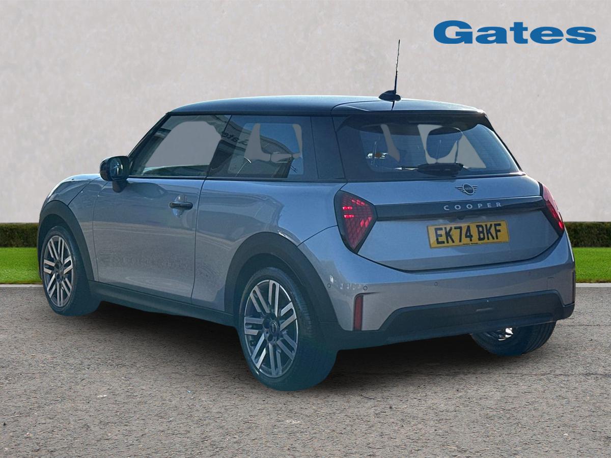 Used MINI Cooper 2024 for sale - 76660889: Photo 5