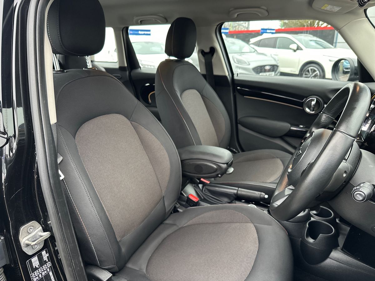 Used MINI Hatch 2023 for sale - 77428045: Photo 12