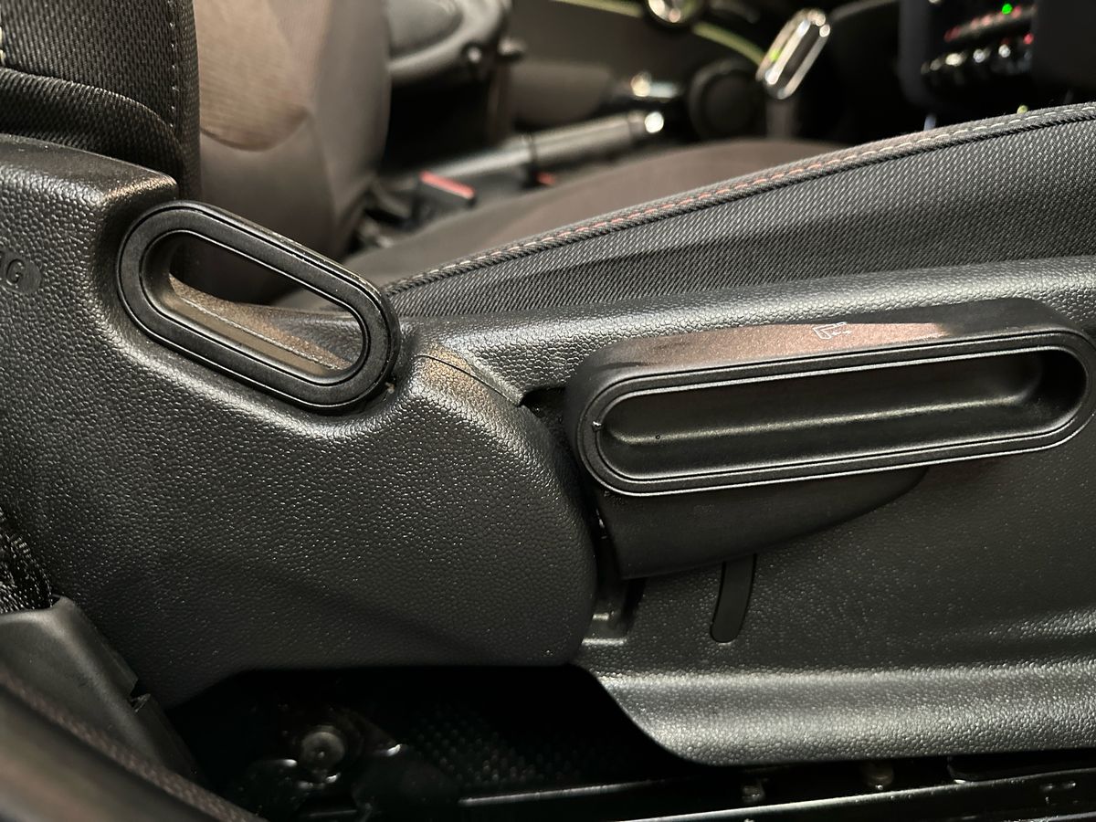 Used MINI Hatch 2023 for sale - 77428045: Photo 30